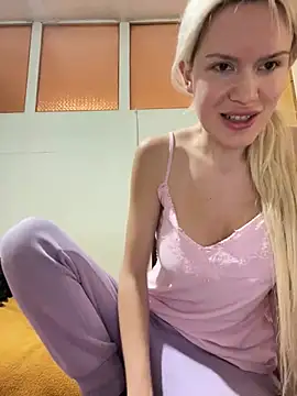 Keylili online show from March 2025 06:07:01 PM