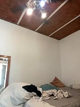 Snapshot of indierotic chatting on January 2025 07:07:02 PM indierotic online show from January 2025 07:07:02 PM