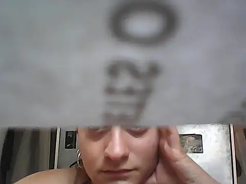 Snapshot of indierotic chatting on January 2025 01:53:01 PM indierotic online show from January 2025 01:53:01 PM