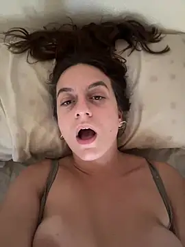 Snapshot of indierotic chatting on March 2025 04:44:02 PM indierotic online show from March 2025 04:44:02 PM