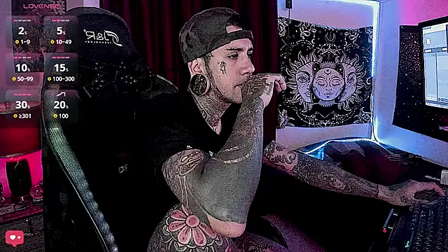 Snapshot of josh__ackerman chatting on December 2024 02:06:02 AM josh ackerman online show from December 2024 02:06:02 AM