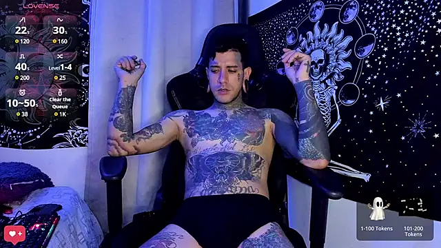 Snapshot of josh__ackerman chatting on February 2025 04:24:02 AM josh ackerman online show from February 2025 04:24:02 AM