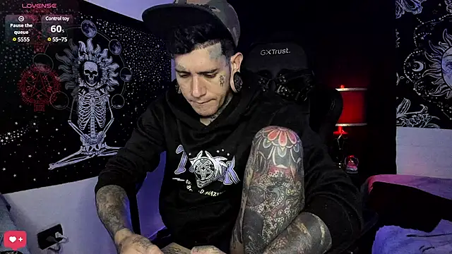 Snapshot of josh__ackerman chatting on February 2025 02:08:02 AM josh ackerman online show from February 2025 02:08:02 AM