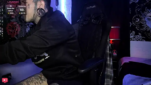 Snapshot of josh__ackerman chatting on February 2025 03:58:02 AM josh ackerman online show from February 2025 03:58:02 AM