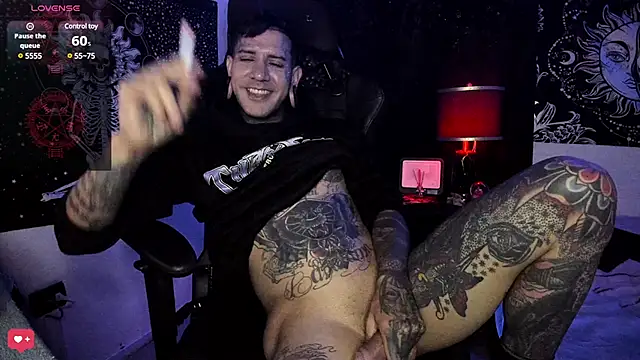 Snapshot of josh__ackerman chatting on March 2025 06:01:02 PM josh ackerman online show from March 2025 06:01:02 PM