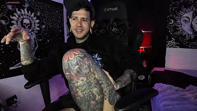 Snapshot of josh__ackerman chatting on March 2025 12:08:01 AM josh ackerman online show from March 2025 12:08:01 AM