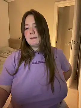 Snapshot of remirann_ chatting on December 2024 03:33:02 PM remirann online show from December 2024 03:33:02 PM