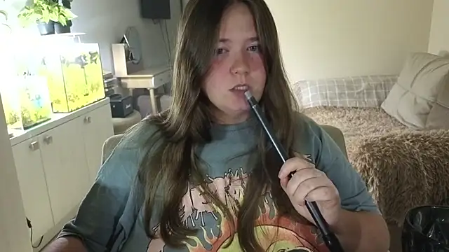 Snapshot of remirann_ chatting on September 2025 05:25:01 PM remirann online show from September 2025 05:25:01 PM