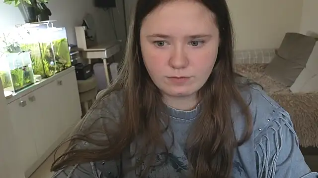 Snapshot of remirann_ chatting on December 2025 12:33:02 PM remirann online show from December 2025 12:33:02 PM