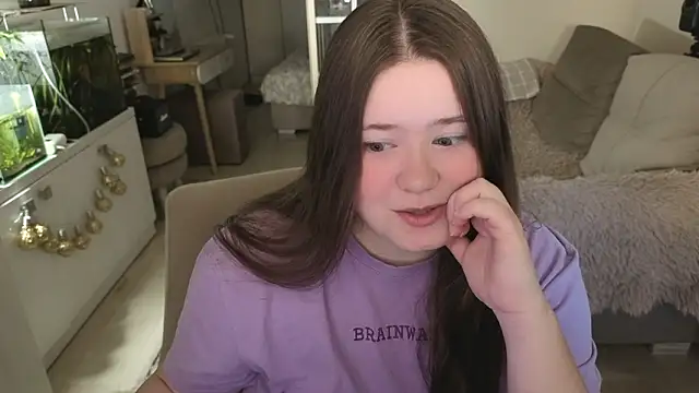 Snapshot of remirann_ chatting on March 2026 02:03:02 PM remirann online show from March 2026 02:03:02 PM