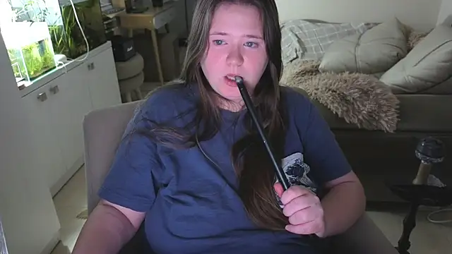 Snapshot of remirann_ chatting on April 2026 09:04:02 PM remirann online show from April 2026 09:04:02 PM