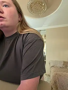 remirann  online show from July 2026 02:38:02 PM