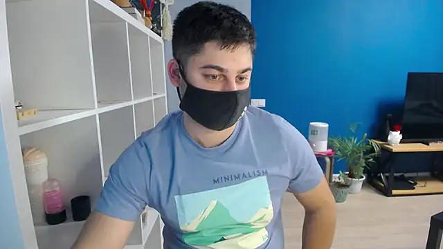 Tomguys online show from February 2025 07:10:01 PM