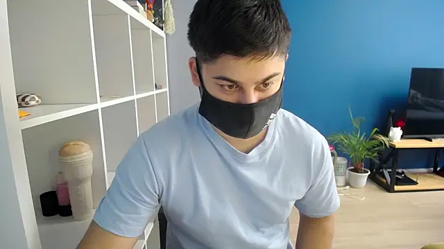 Tomguys online show from February 2025 07:48:02 AM