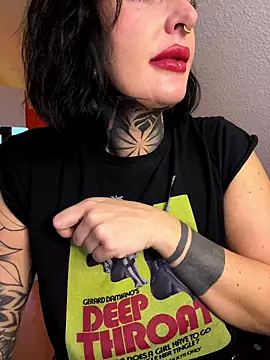 Snapshot of InkedBiitch chatting on January 2026 07:36:02 AM InkedBiitch online show from January 2026 07:36:02 AM