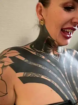 Snapshot of InkedBiitch chatting on February 2026 03:28:01 PM InkedBiitch online show from February 2026 03:28:01 PM