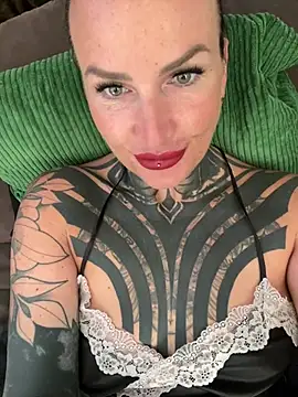 InkedBiitch online show from July 2026 05:25:02 AM