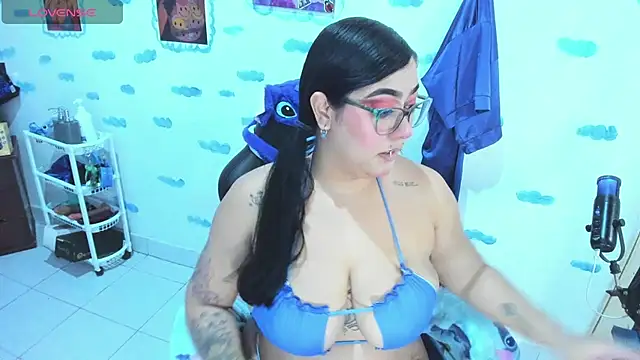 OnlyBluex online show from December 2025 02:07:02 AM