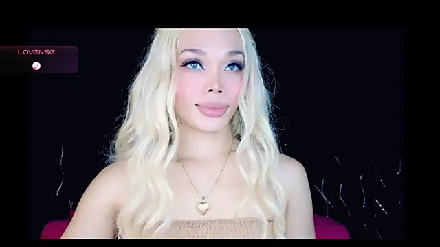 Snapshot of sugar_bbyxx chatting on July 2026 10:29:02 AM sugar bbyxx online show from July 2026 10:29:02 AM