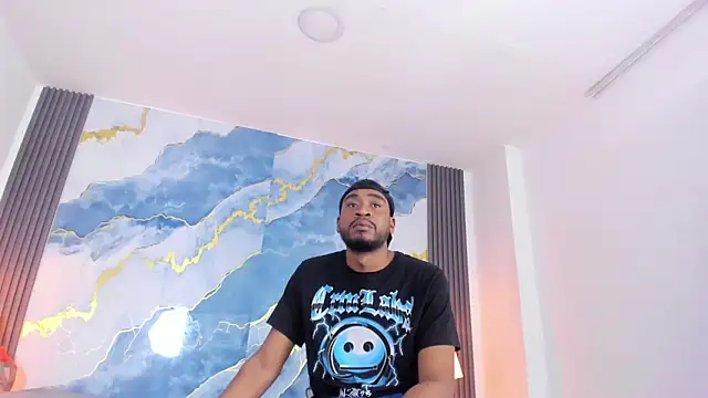 Kylieandjhonny online show from February 2026 07:32:02 PM