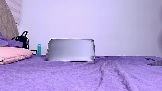  ebony-queen  online show from January 2026 12:00:01 PM