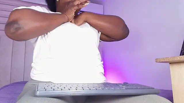  ebony-queen  online show from March 2026 03:02:02 AM