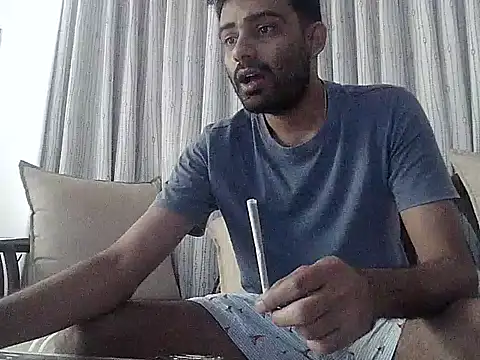 Snapshot of king_kong_india1 chatting on February 2025 05:54:02 AM king kong india1 online show from February 2025 05:54:02 AM