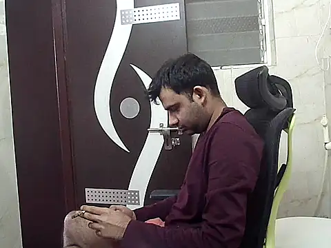 Snapshot of king_kong_india1 chatting on January 2026 05:54:02 AM king kong india1 online show from January 2026 05:54:02 AM