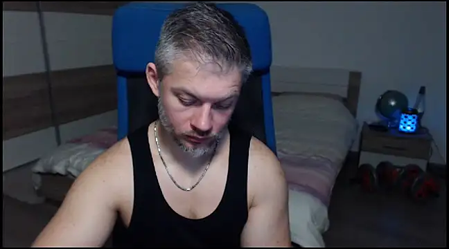 Snapshot of RobbyShawz chatting on December 2024 09:50:02 AM RobbyShawz online show from December 2024 09:50:02 AM