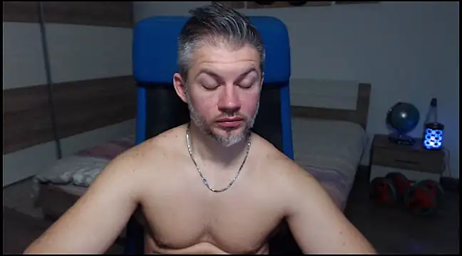 Snapshot of RobbyShawz chatting on December 2024 09:59:02 AM RobbyShawz online show from December 2024 09:59:02 AM