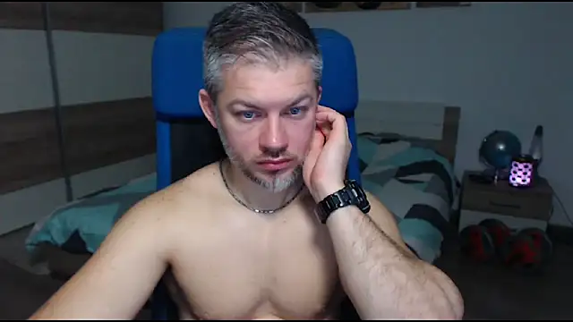 Snapshot of RobbyShawz chatting on December 2024 05:44:01 AM RobbyShawz online show from December 2024 05:44:01 AM