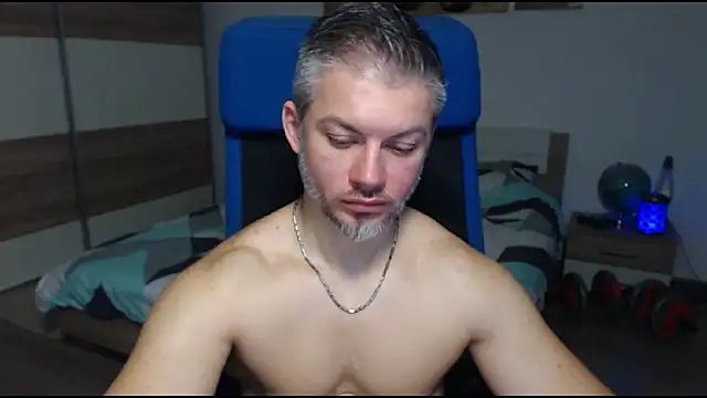 Snapshot of RobbyShawz chatting on January 2025 08:49:02 AM RobbyShawz online show from January 2025 08:49:02 AM