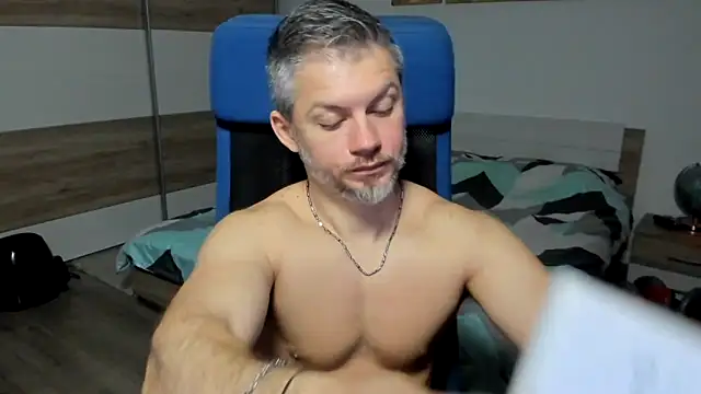 Snapshot of RobbyShawz chatting on January 2025 09:15:02 AM RobbyShawz online show from January 2025 09:15:02 AM