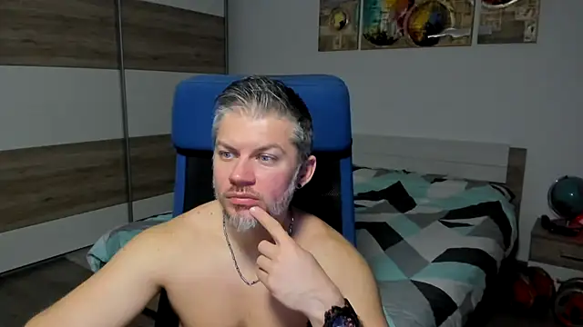 Snapshot of RobbyShawz chatting on January 2025 10:58:01 AM RobbyShawz online show from January 2025 10:58:01 AM