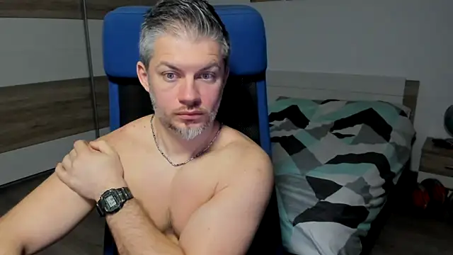 Snapshot of RobbyShawz chatting on January 2025 05:11:01 AM RobbyShawz online show from January 2025 05:11:01 AM