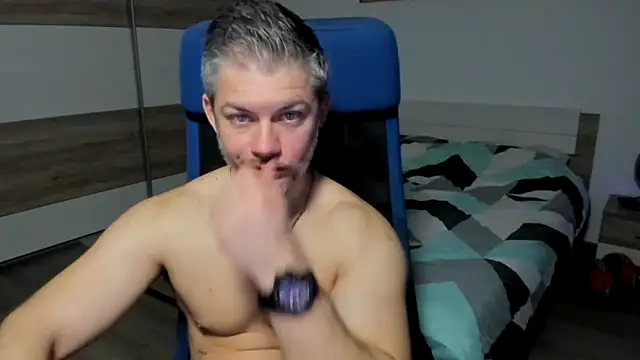 Snapshot of RobbyShawz chatting on January 2025 05:52:01 AM RobbyShawz online show from January 2025 05:52:01 AM