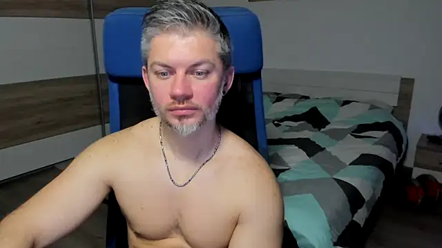 Snapshot of RobbyShawz chatting on January 2025 10:39:01 AM RobbyShawz online show from January 2025 10:39:01 AM