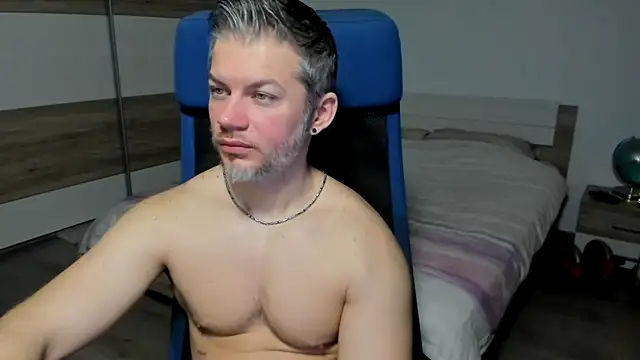 Snapshot of RobbyShawz chatting on February 2025 05:39:01 AM RobbyShawz online show from February 2025 05:39:01 AM