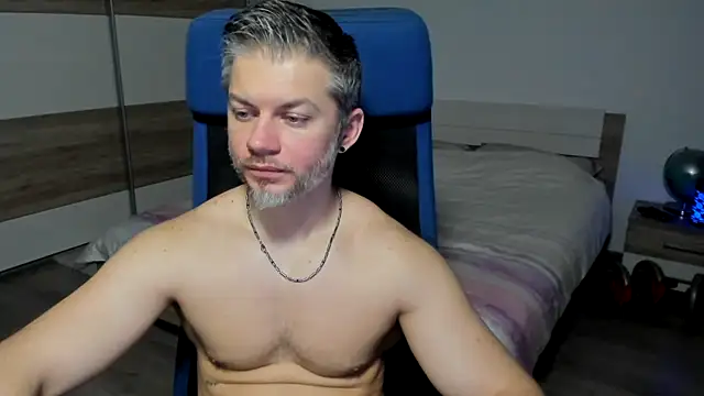 Snapshot of RobbyShawz chatting on February 2025 10:57:01 AM RobbyShawz online show from February 2025 10:57:01 AM