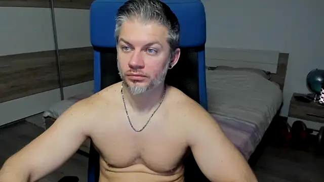 Snapshot of RobbyShawz chatting on February 2025 10:03:02 AM RobbyShawz online show from February 2025 10:03:02 AM