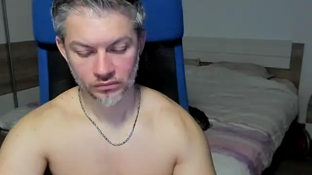 Snapshot of RobbyShawz chatting on February 2025 12:16:01 PM RobbyShawz online show from February 2025 12:16:01 PM