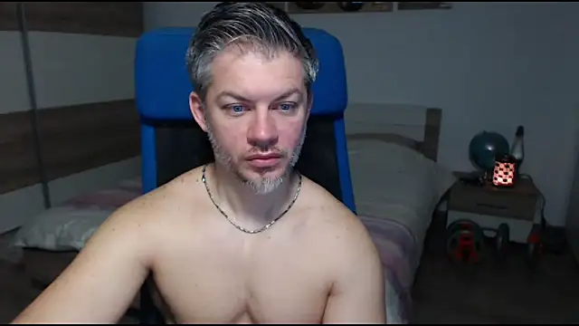 Snapshot of RobbyShawz chatting on February 2025 05:15:02 AM RobbyShawz online show from February 2025 05:15:02 AM