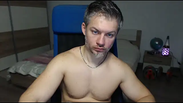 Snapshot of RobbyShawz chatting on February 2025 10:45:01 AM RobbyShawz online show from February 2025 10:45:01 AM