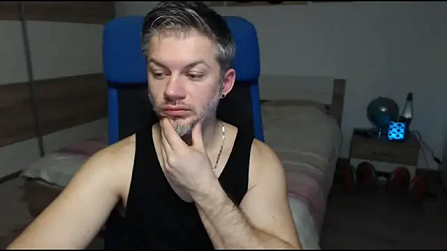 Snapshot of RobbyShawz chatting on February 2025 09:02:01 AM RobbyShawz online show from February 2025 09:02:01 AM