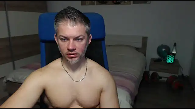 Snapshot of RobbyShawz chatting on March 2025 05:40:01 AM RobbyShawz online show from March 2025 05:40:01 AM