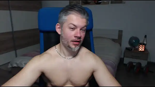 Snapshot of RobbyShawz chatting on March 2025 06:27:01 AM RobbyShawz online show from March 2025 06:27:01 AM