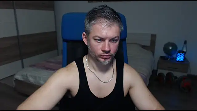 Snapshot of RobbyShawz chatting on March 2025 07:04:02 AM RobbyShawz online show from March 2025 07:04:02 AM