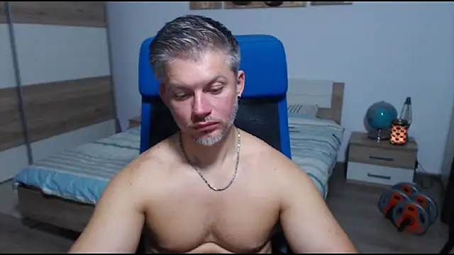 Snapshot of RobbyShawz chatting on September 2025 08:48:01 AM RobbyShawz online show from September 2025 08:48:01 AM