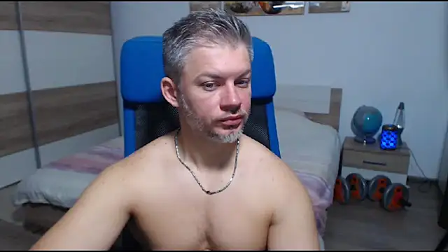 Snapshot of RobbyShawz chatting on September 2025 04:58:02 AM RobbyShawz online show from September 2025 04:58:02 AM