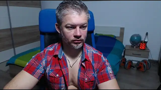 Snapshot of RobbyShawz chatting on October 2025 05:17:02 AM RobbyShawz online show from October 2025 05:17:02 AM